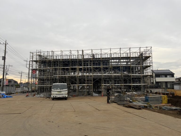 鉄骨の枠組みが見えてきました！